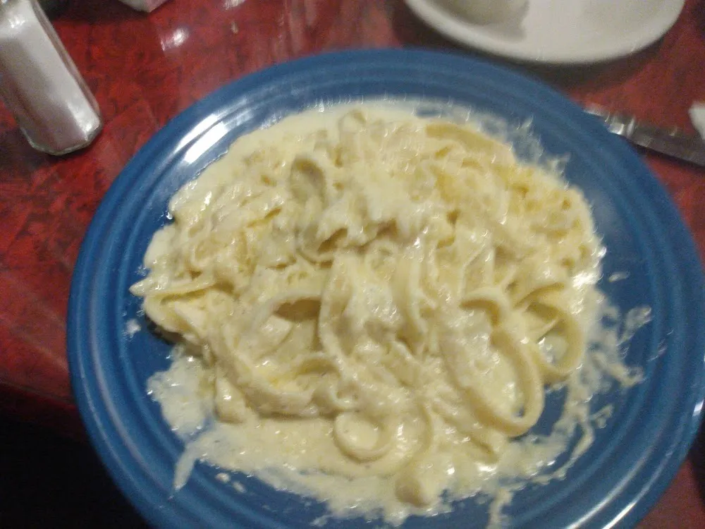 Fettuccine Alfredo